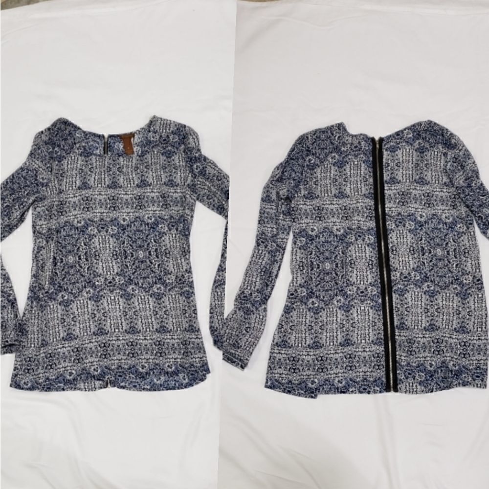 Blue abstract print zipper back tunic